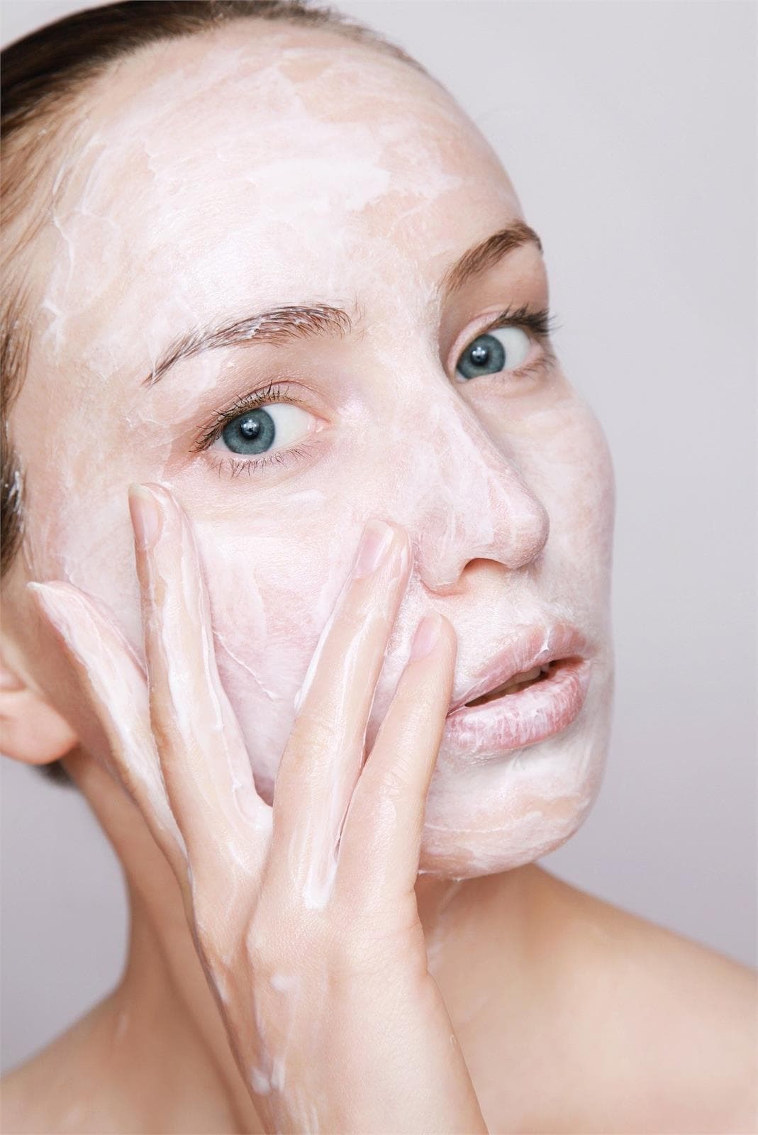 La correcta protección de la piel antes y después del maquillaje - Imagen 1